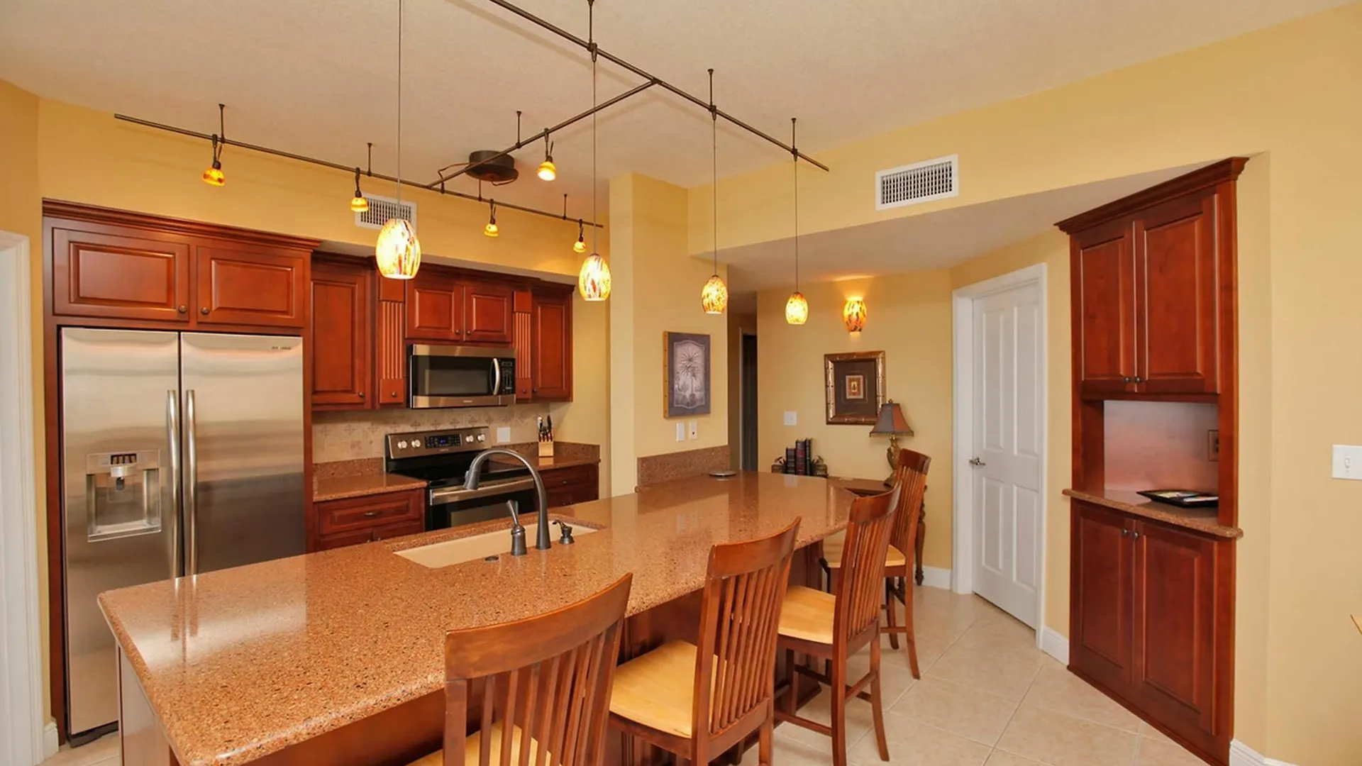 Apartment Celadon Beach Resort By Panhandle Getaways Panama City Beach